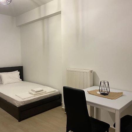 Atelier Apartment Larissa Ngoại thất bức ảnh