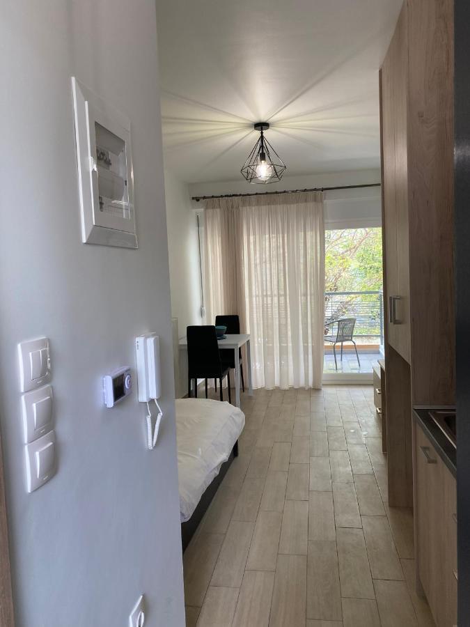 Atelier Apartment Larissa Ngoại thất bức ảnh
