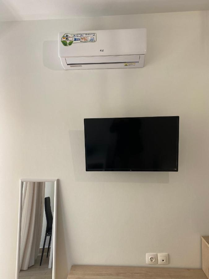 Atelier Apartment Larissa Ngoại thất bức ảnh